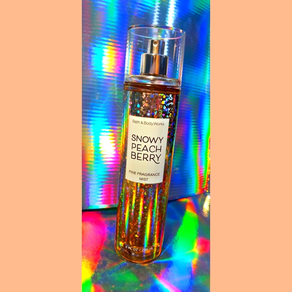 Snowy Peach Berry Spray